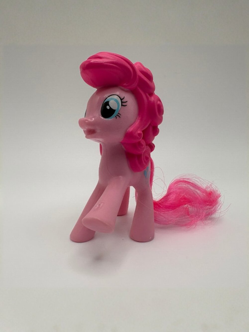 My Little Pony (MLP) Pinkie Pie 2016 McDonalds Happy Meal Brushable (SKU: 572TO)